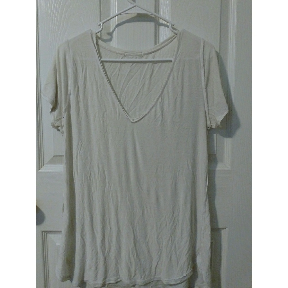 v neck white t shirt